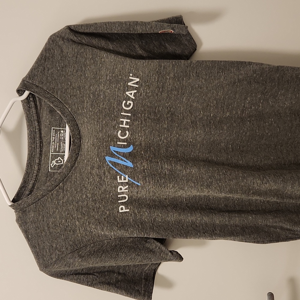 The Mitten State Pure Michigan shirt. Men's Size Small.